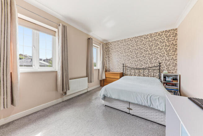 3 bed Town House for sale Image 11