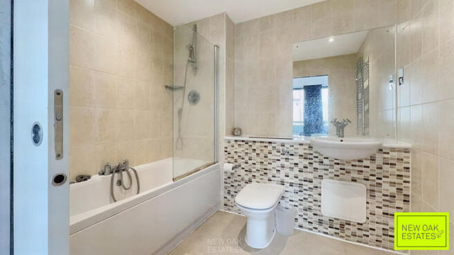 2 bed Apartment to rent Image 12