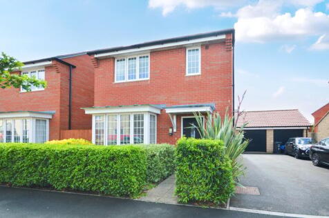 Littlewood Way, Cheddar, BS27