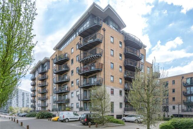 2-bed flat on Glaisher Street, London, SE8, £575,000