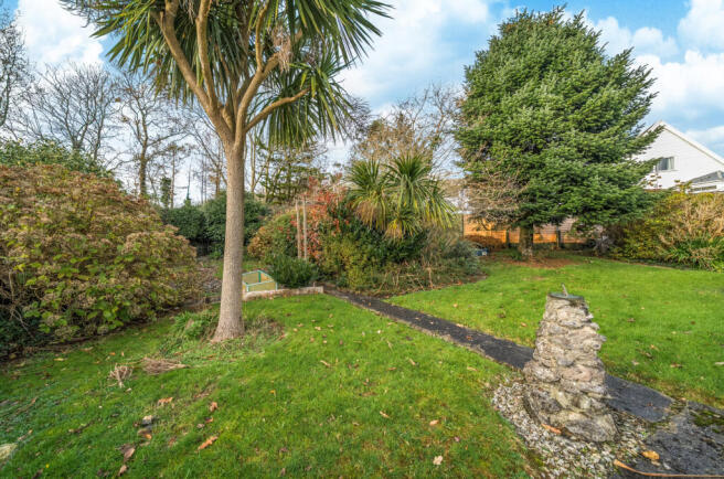 1381968-3-691ca55...