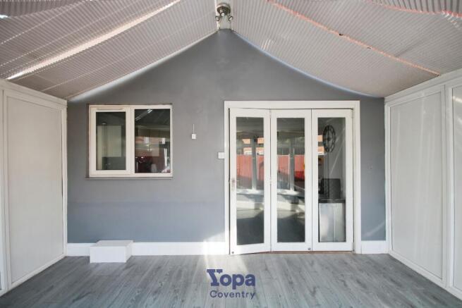 1468c4ff-Conservatory 202.JPG