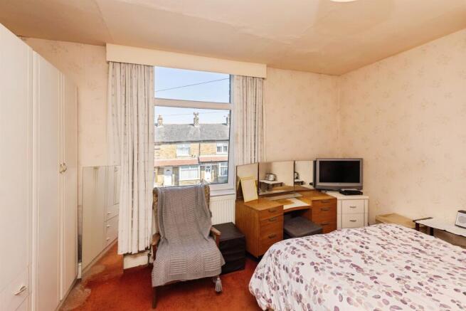 4 bed Terraced for sale Image 10