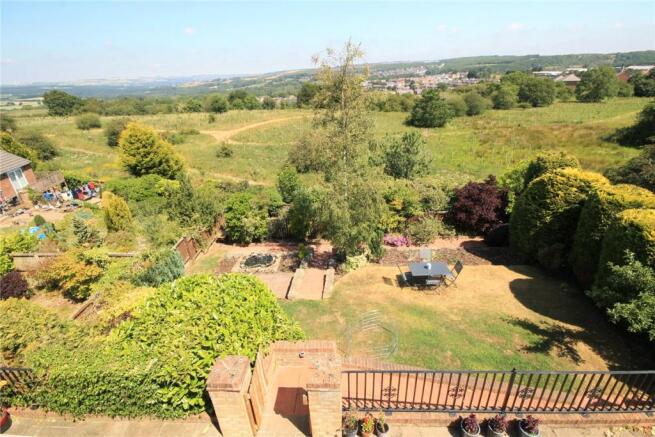Rear Garden/View
