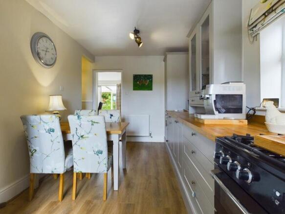 Kitchen breakfast room