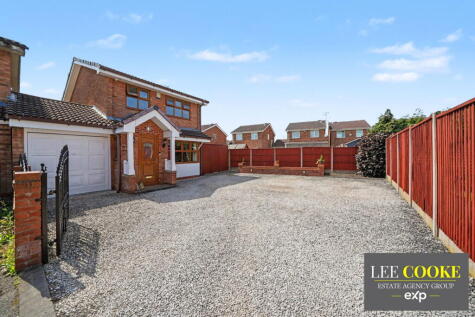 Croxley Gardens, Hadley Heath, Willenhall, WV13 3HD