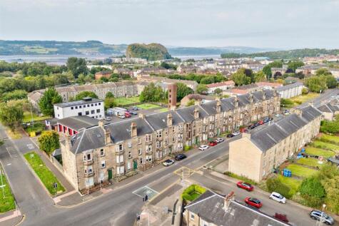 Glasgow Road, Dumbarton G82 1DR