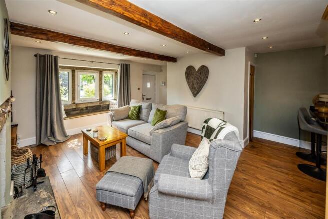 2 bed House for sale Image 5