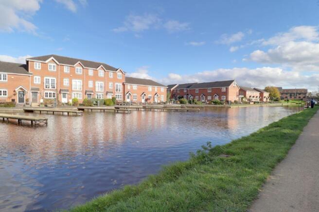 Rear Canalside Frontage