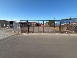 56, Stirling Road, Milnathort KY13 9XG