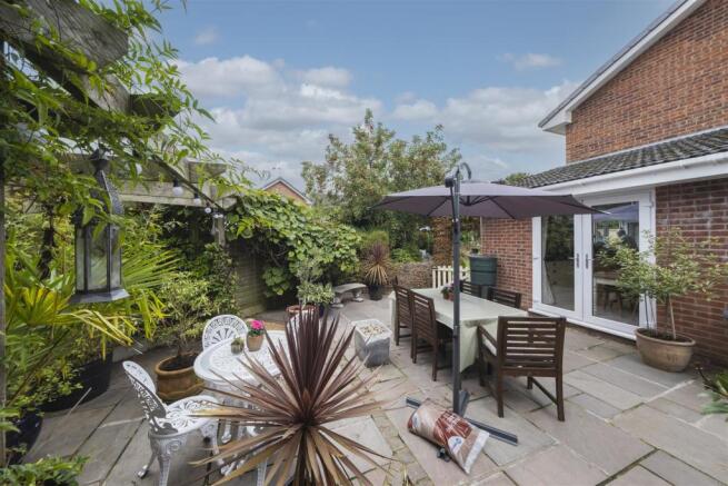 7 Tytherington Close-033.JPG