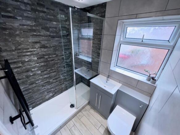 Bathroom.jpeg