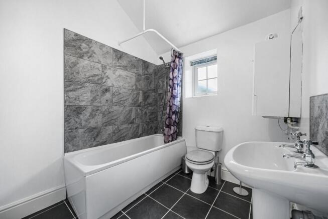 2 bed Semi-Detached for sale Image 6