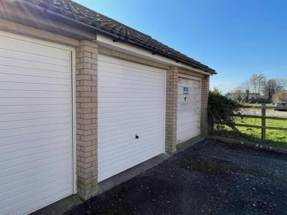 Garage.jpg