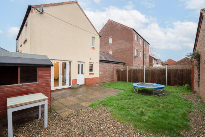 19 Fletton Road  (3 of 18)