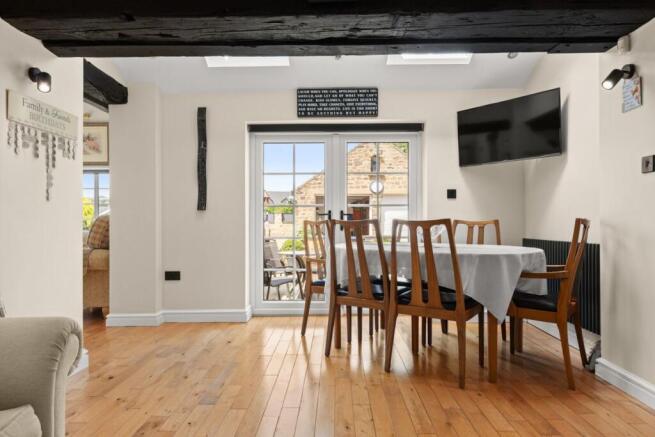 3 bed Detached for sale Image 7