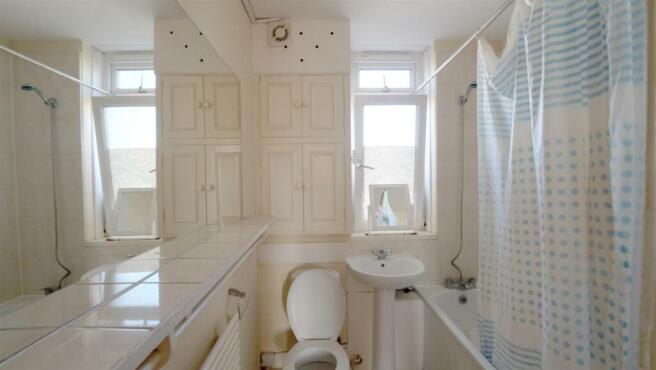 Bathroom.jpg