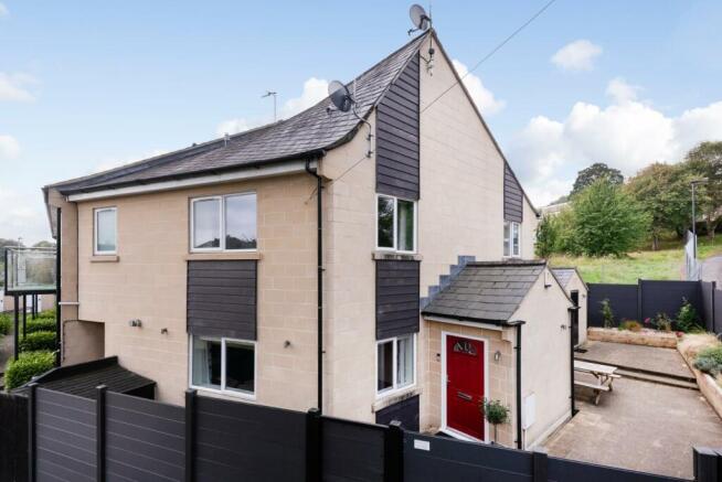School Lodge, Spring Lane, Bath, BA1 6F-1.jpg