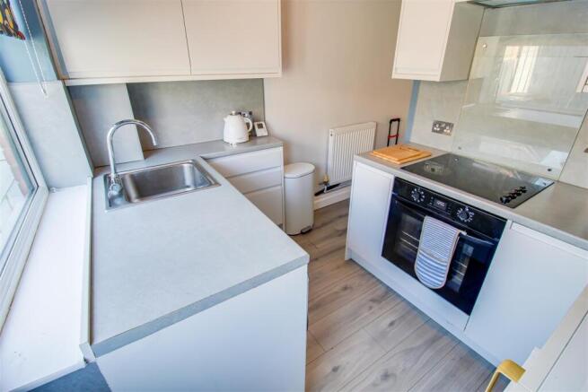 2 bed Terraced for sale Image 4
