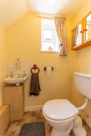 4 FOREST CLOSE-23.jpg