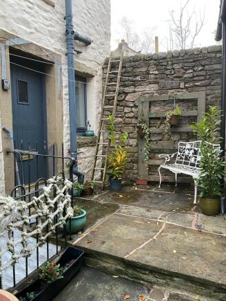 Garden Forecourt