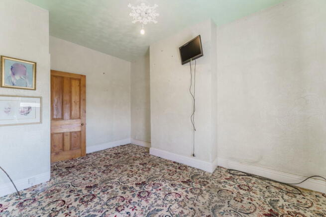3 bed Terraced for sale Image 12