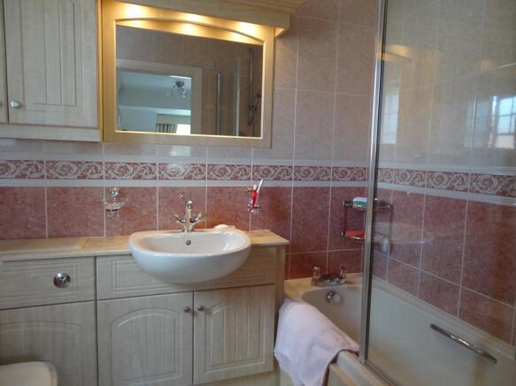 Ensuite