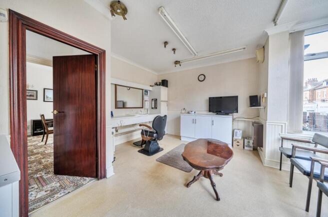 3 bed Terraced for sale Image 6