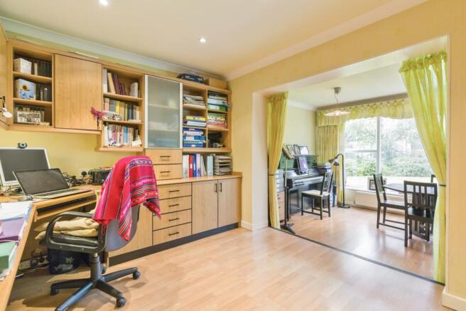 Dining/Sitting Room