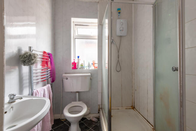 4 bed House of Multiple Occupation for sale Image 8
