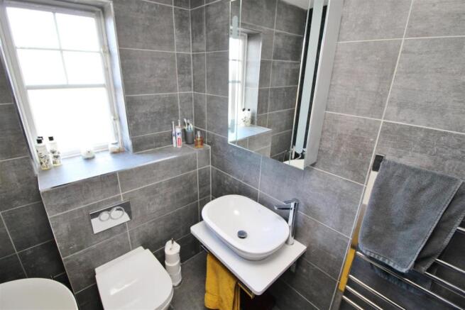 37 Bath.JPG