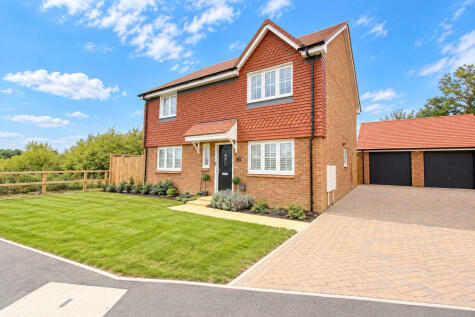 Silver Birch Close, Cheshunt