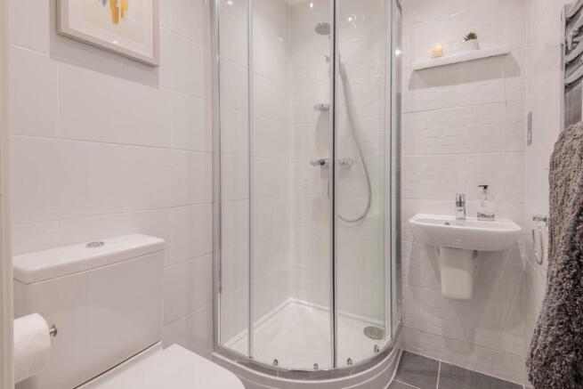 Bedroom two en suite