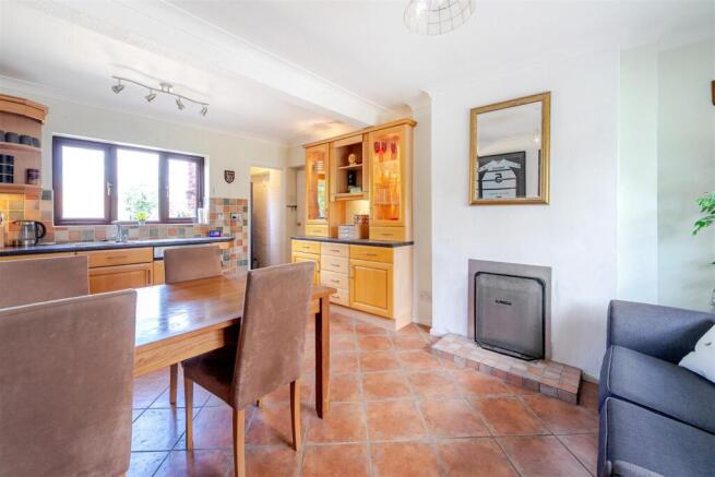 60 Kingsley Road, Silverstone