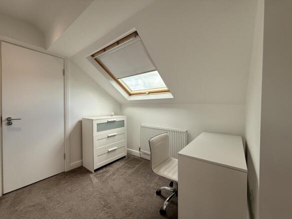 3 bed Terraced for sale Image 12