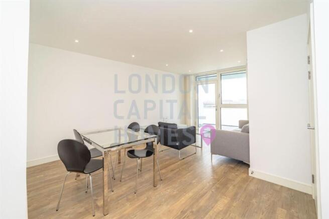 Gordian Apartments, 34 Cable Walk, London, SE10 photo 4