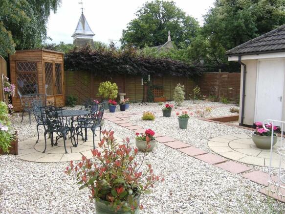Photo 7