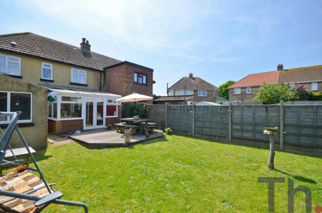 Rear Garden (2).JPG