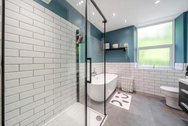 4 bed Terraced for sale Image 10