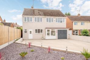 1, Barnett Close, Kingswinford DY6 9PW