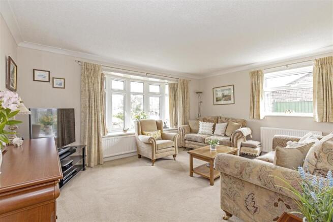 Reception Room-1.jpg