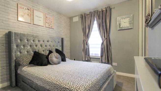 Bedroom 1 (Double)