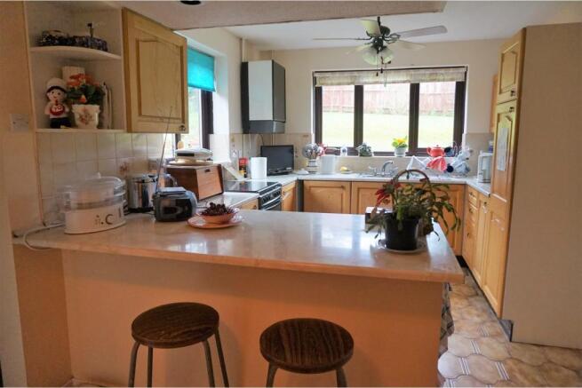 Kitchen / Breakfast