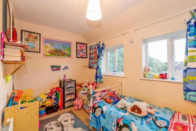 12 Almond Close (14 