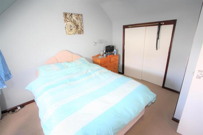 39 Willow Close Bedroom