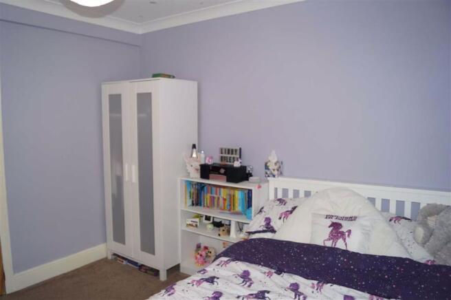 BEDROOM 3 (REAR)