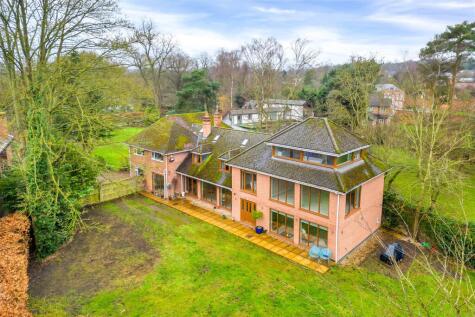 May Lodge Drive, Rufford