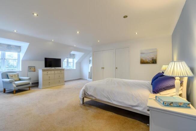 8415347-interior07-800.jpg