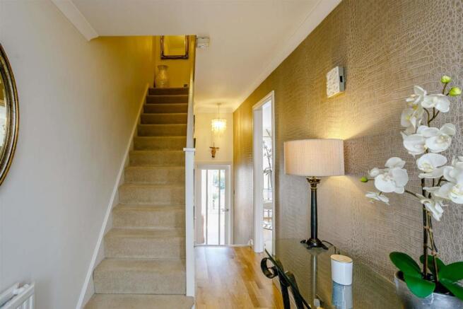 8468372-interior01-800.jpg