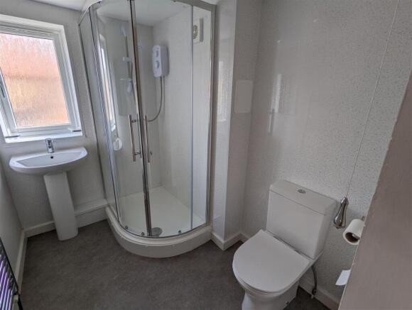 Family Shower room